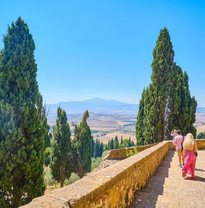 From Florence: Val D'Orcia Tour with Wine Tasting